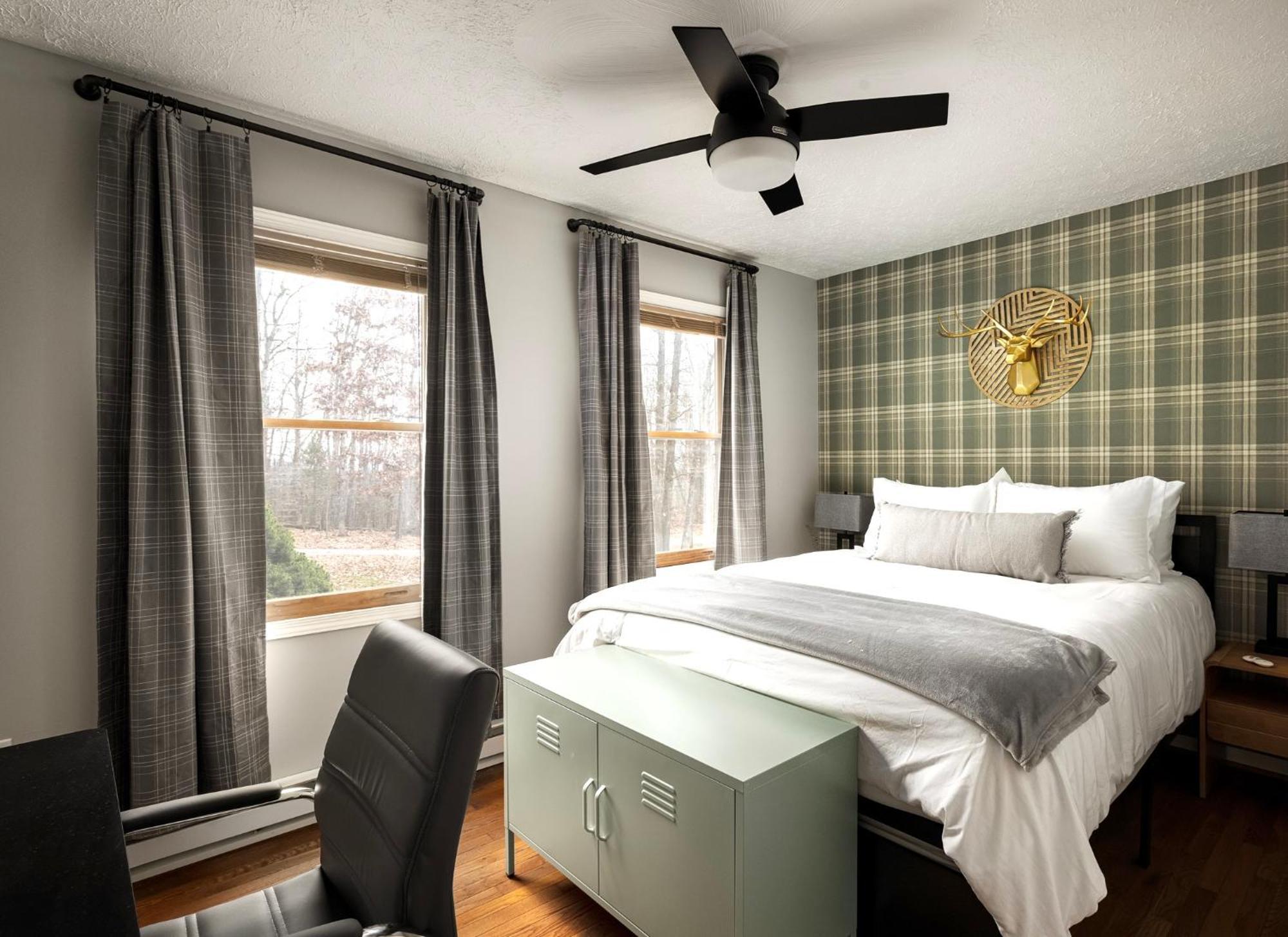 Shenandoah Dog Friendly Cabin With River Access, Hot Tub, Fire Pit, Bbq, Outdoor Dining 谢南多厄 外观 照片