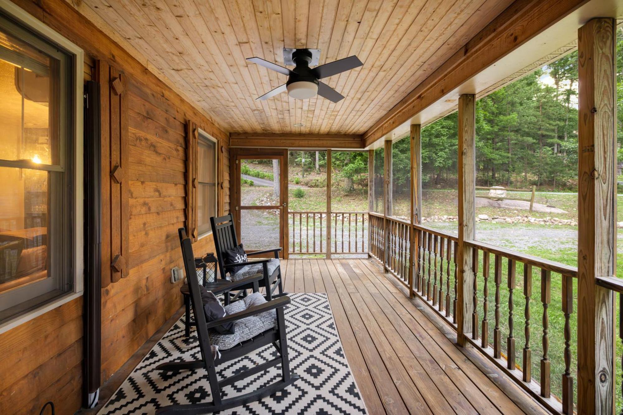 Shenandoah Dog Friendly Cabin With River Access, Hot Tub, Fire Pit, Bbq, Outdoor Dining 谢南多厄 外观 照片