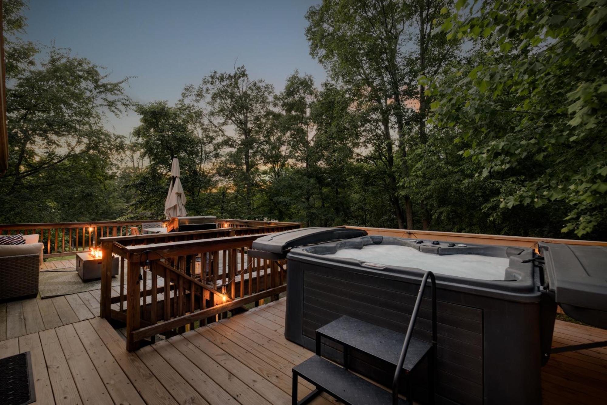 Shenandoah Dog Friendly Cabin With River Access, Hot Tub, Fire Pit, Bbq, Outdoor Dining 谢南多厄 外观 照片